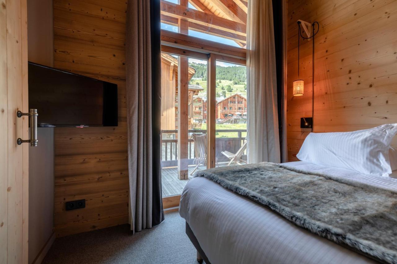 Le Chalet Blanc Hotel & Spa Montgenèvre Buitenkant foto