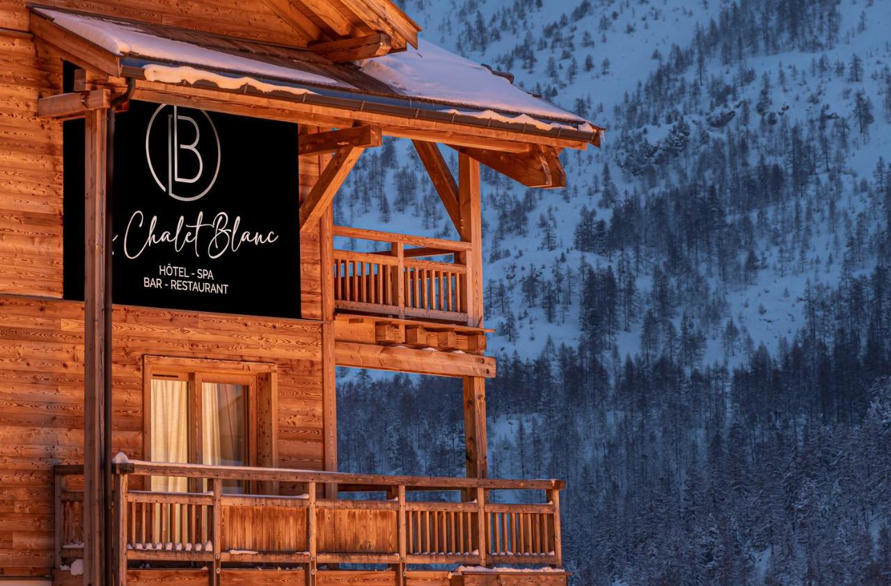 Le Chalet Blanc Hotel & Spa Montgenèvre Buitenkant foto