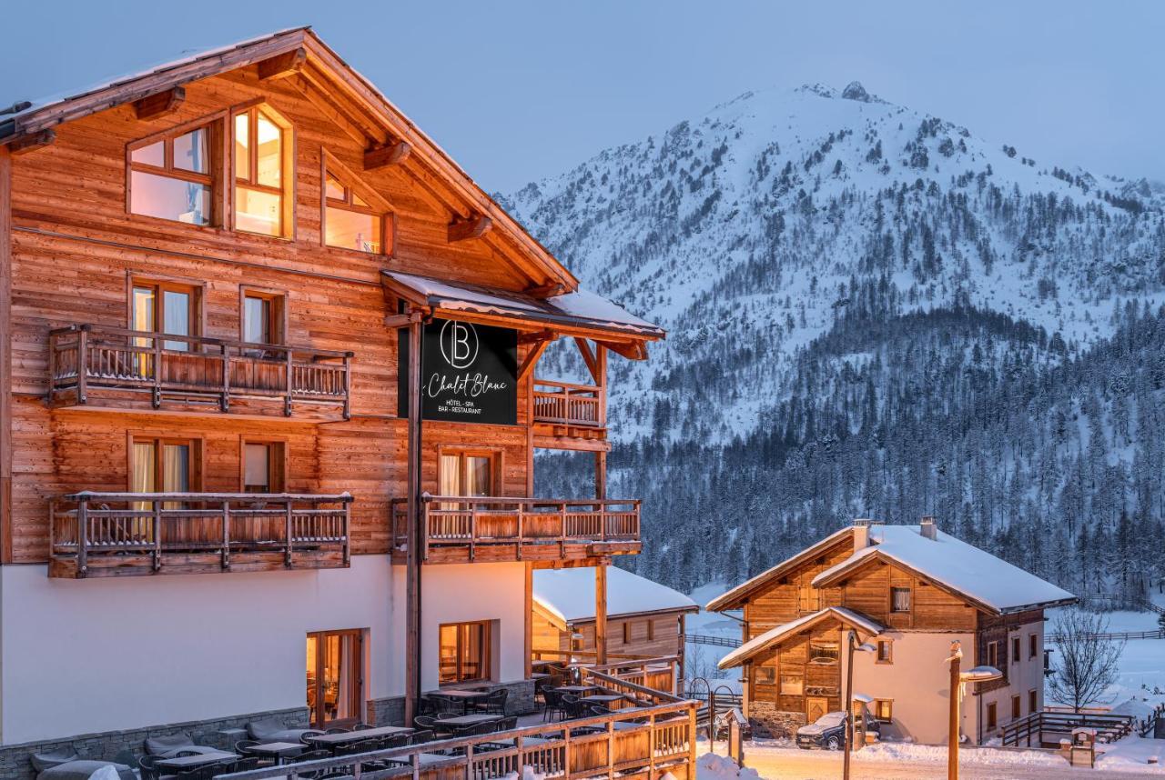 Le Chalet Blanc Hotel & Spa Montgenèvre Buitenkant foto